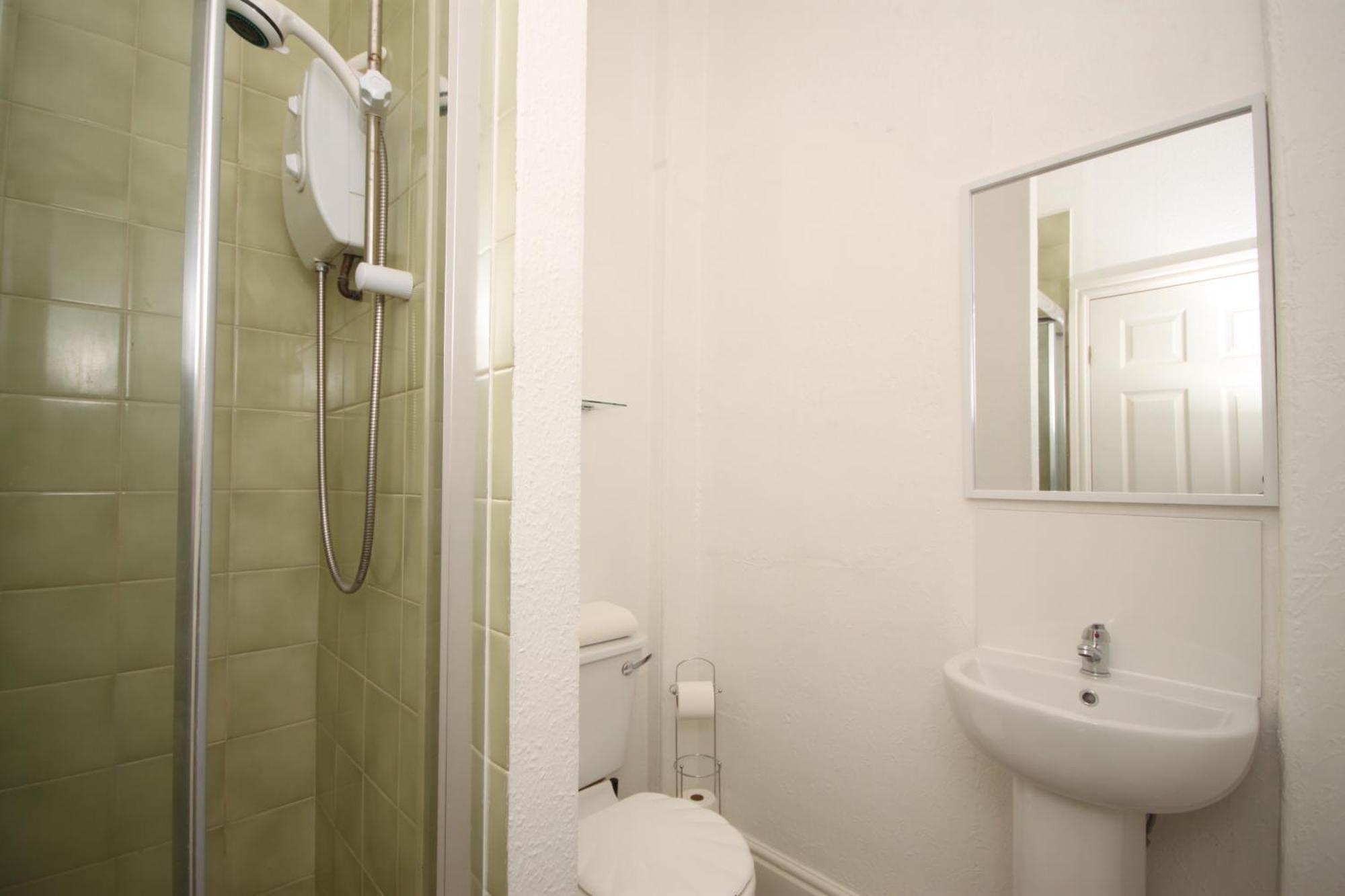 Barton Beachside - Stylish Studio Apartment, Double & Single - Central Beach & Promenade Location - Over 21'S, Family Friendly Only, Id Required Blackpool Quarto foto